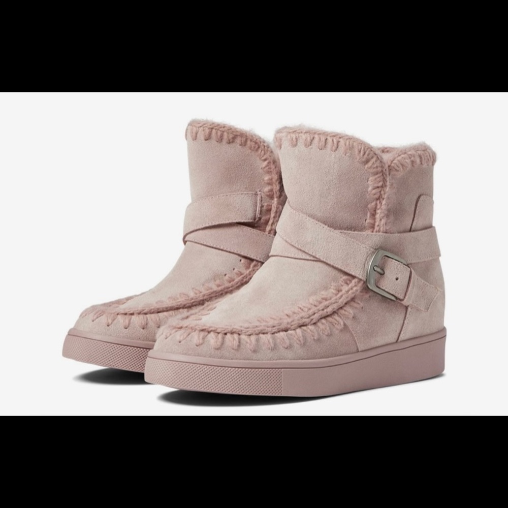 NWT - Blondo waterproof soft pink boots SIZE 91/2 women’s